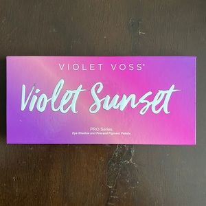 Violet Voss violet sunset pro series eye shadow and pressed pigment